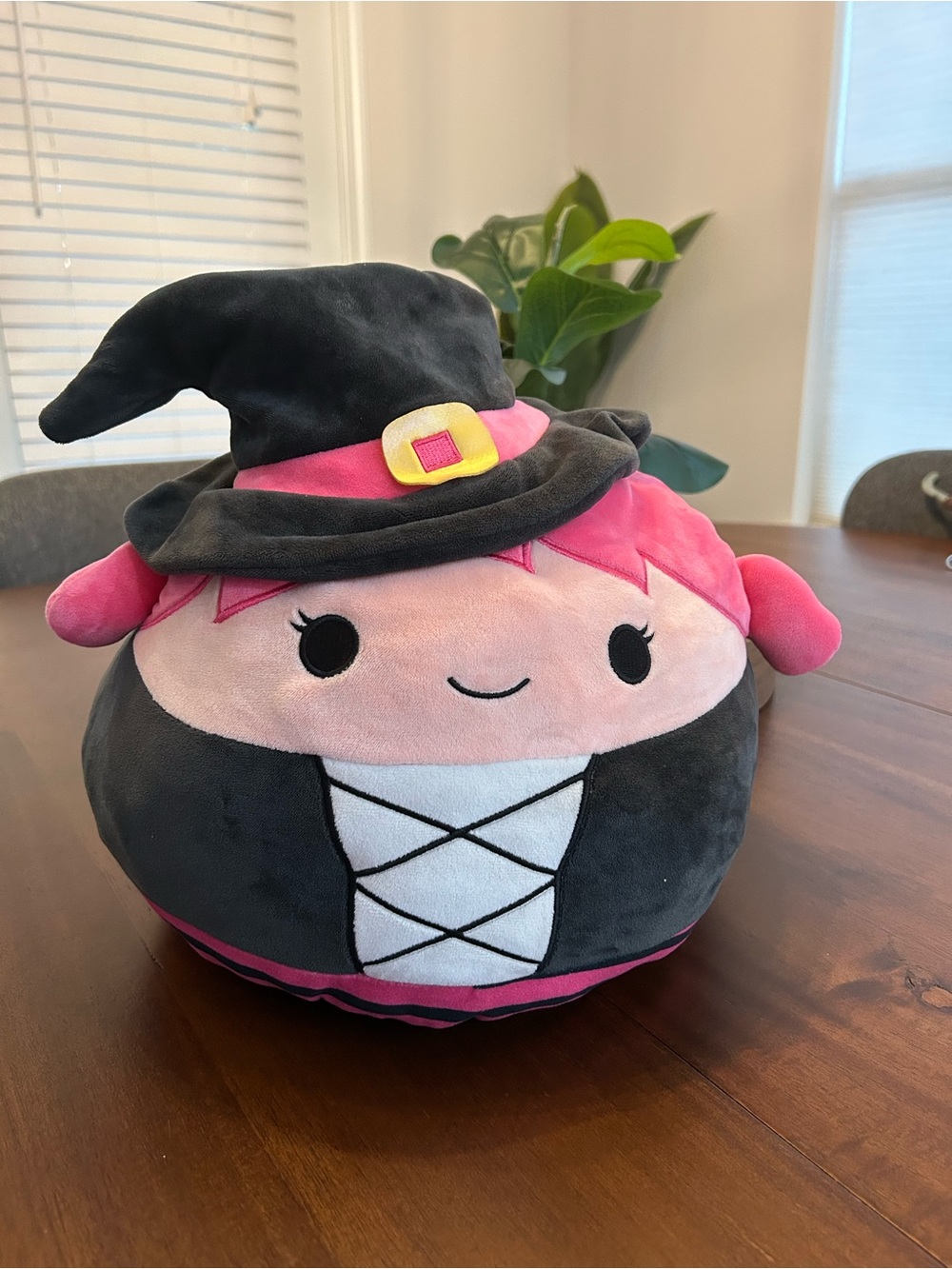 Squishmallow -Flip a Mallows. Wexla and Johanna